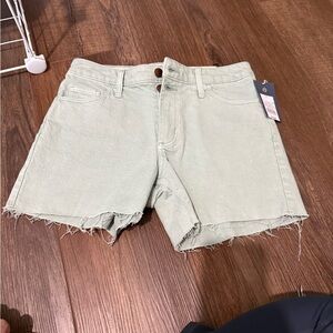 Women's Universal Thread Light Sage Green Frayed Hem Shorts Size 0/25